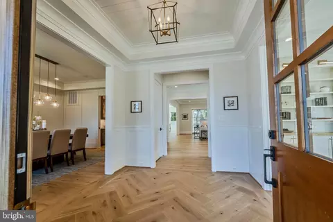 Entry Way - 7107 Sea Cliff Rd, Mclean, VA 22101 photo 1 of 9