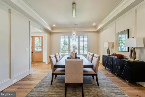 Dining - 7107 Sea Cliff Rd, Mclean, VA 22101 photo 3 of 4