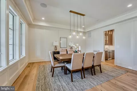 Dining - 7107 Sea Cliff Rd, Mclean, VA 22101 photo 4 of 4
