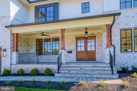 Exterior - 7107 Sea Cliff Rd, Mclean, VA 22101 photo 4 of 9