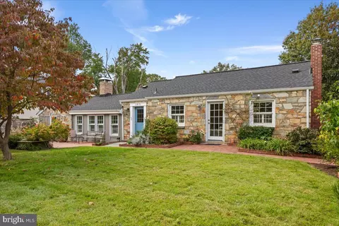 6410 Potomac Ave, Alexandria, VA 22307