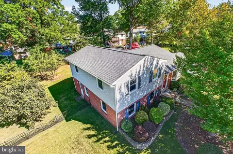 View/Area - 13708 Pitkin Ct, Chantilly, VA 20151 photo 2 of 2