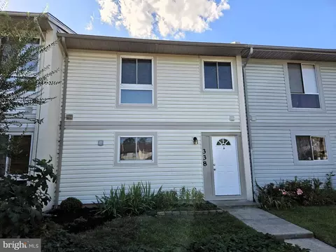 338 Reneau Way, Herndon, VA 20170