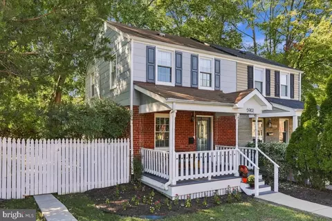 5902 Monticello Rd, Alexandria, VA 22303