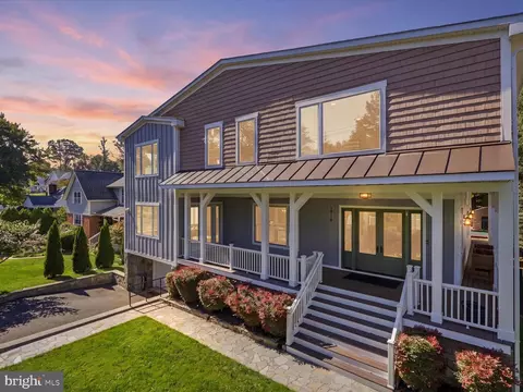1916 Youngblood St, Mclean, VA 22101