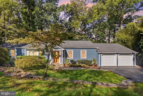 7717 Tauxemont Rd, Alexandria, VA 22308