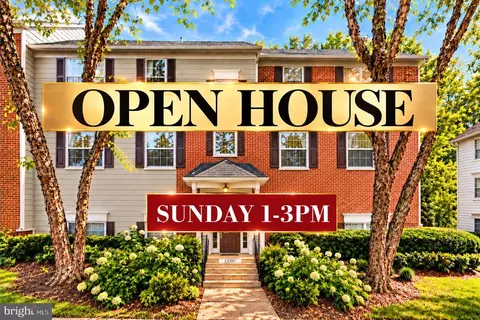 12010 Golf Ridge Ct #302, Fairfax, VA 22033