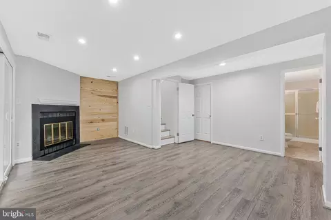 Living - 11034 Granby Ct, Reston, VA 20191 photo 3 of 3