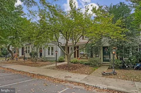 Exterior - 11034 Granby Ct, Reston, VA 20191 photo 3 of 5