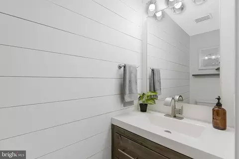 Other - 11034 Granby Ct, Reston, VA 20191 photo 5 of 9