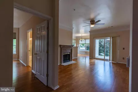 Living - 1600 Spring Gate Dr #2207, Mclean, VA 22102 photo 1 of 3