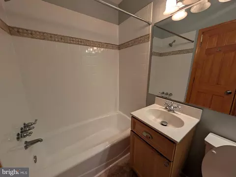 Bath - 6020 Trailside Dr, Springfield, VA 22150 photo 1 of 3