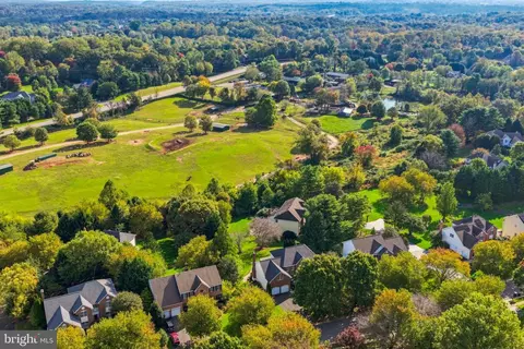 View/Area - 1317 Dasher Ln, Reston, VA 20190 photo 2 of 3
