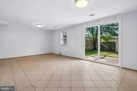 Living - 7777 Euclid Way, Springfield, VA 22153 photo 3 of 5