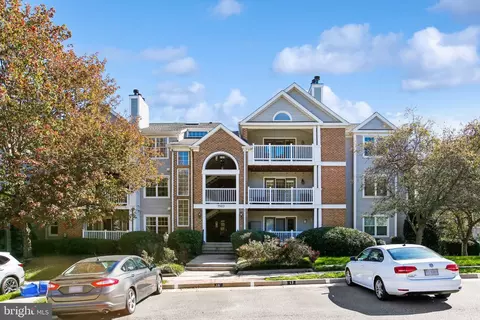 7503 Ashby Ln #H, Alexandria, VA 22315