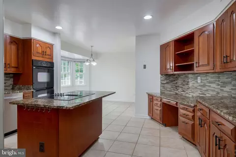 Kitchen - 706 Ridge Dr, Mclean, VA 22101 photo 6 of 6
