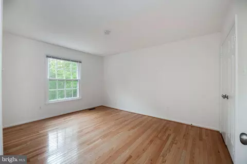 Bedroom - 706 Ridge Dr, Mclean, VA 22101 photo 2 of 4