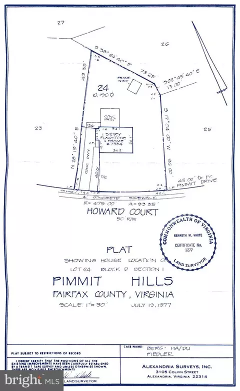 7334 Howard Ct, Falls Church, VA 22043