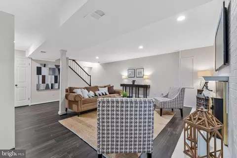 Other - 1360 Snow Meadow Ln, Mclean, VA 22102 photo 5 of 15