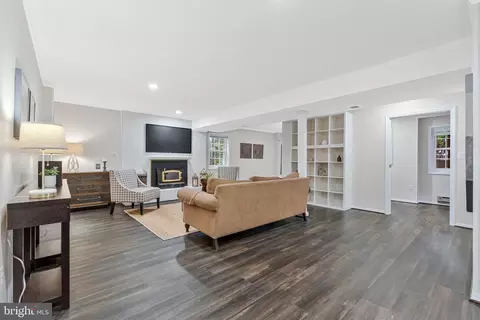 Living - 1360 Snow Meadow Ln, Mclean, VA 22102 photo 6 of 6