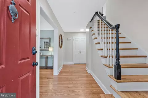 Entry Way - 1360 Snow Meadow Ln, Mclean, VA 22102 photo 1 of 6