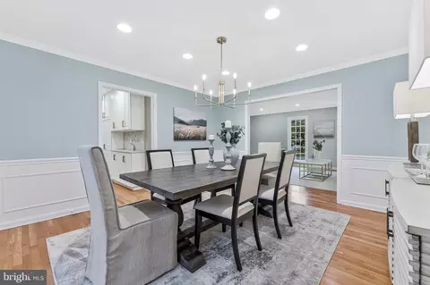 Dining - 1360 Snow Meadow Ln, Mclean, VA 22102 photo 3 of 3