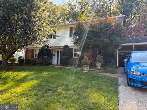 6719 Capstan Dr, Annandale, VA 22003