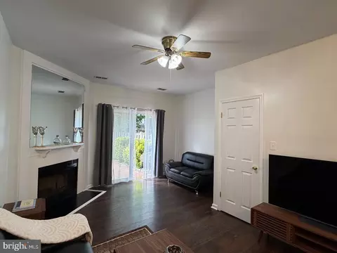 Living - 2121 Whisper Way, Reston, VA 20191 photo 6 of 13