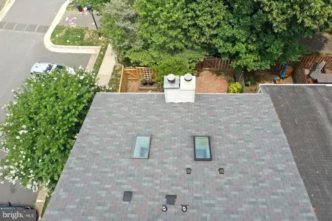 View/Area - 2121 Whisper Way, Reston, VA 20191 photo 3 of 7