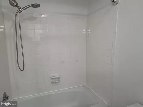 Bath - 2121 Whisper Way, Reston, VA 20191 photo 2 of 4