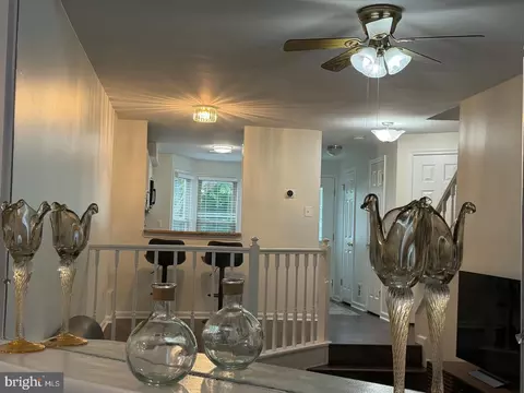 Entry Way - 2121 Whisper Way, Reston, VA 20191 photo 6 of 13