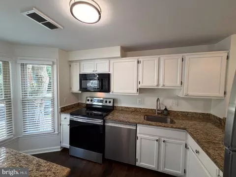 Kitchen - 2121 Whisper Way, Reston, VA 20191 photo 3 of 5