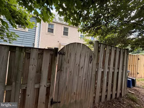Exterior - 2121 Whisper Way, Reston, VA 20191 photo 11 of 12
