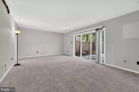 Living - Undisclosed, Springfield, VA 22152 photo 2 of 2