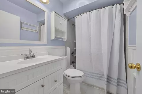 Bath - Undisclosed, Springfield, VA 22152 photo 2 of 3