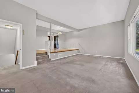 Living - Undisclosed, Springfield, VA 22152 photo 1 of 2