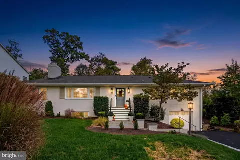 403 John Marshall Dr NE, Vienna, VA 22180