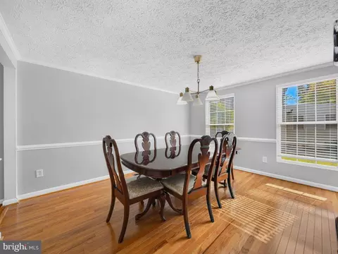 Dining - 6912 Bethnal Ct, Springfield, VA 22150 photo 2 of 5