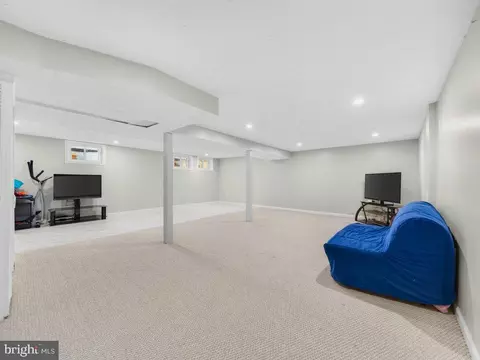 Other - 6912 Bethnal Ct, Springfield, VA 22150 photo 5 of 8