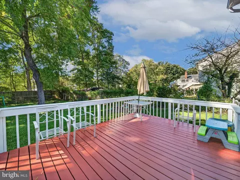 Exterior - 6912 Bethnal Ct, Springfield, VA 22150 photo 3 of 7