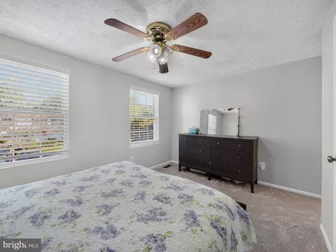 Bedroom - 6912 Bethnal Ct, Springfield, VA 22150 photo 7 of 13