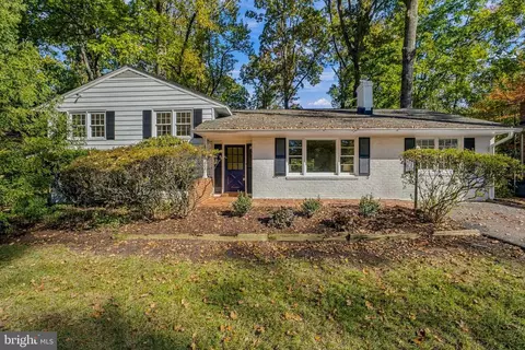6368 Cavalier Corridor Corridor, Falls Church, VA 22044
