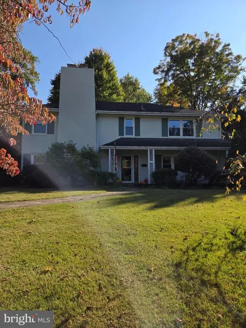 7200 Park Terrace Dr, Alexandria, VA 22307