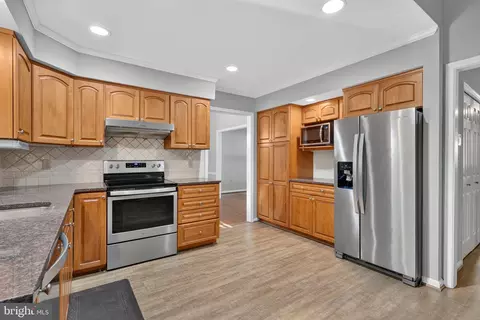 Kitchen - 7111 Carnation Ct, Springfield, VA 22152 photo 5 of 5