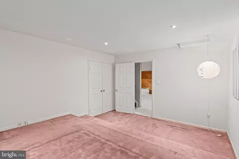 Bedroom - 1225 Aldebaran Dr, Mclean, VA 22101 photo 9 of 9