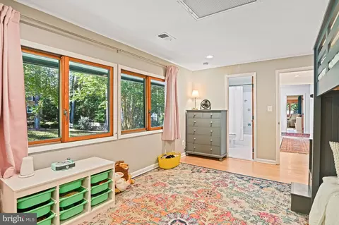 Bedroom - 849 Merriewood Ln, Mclean, VA 22102 photo 3 of 11