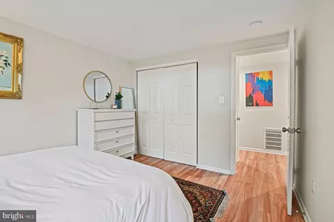Bedroom - 849 Merriewood Ln, Mclean, VA 22102 photo 9 of 11