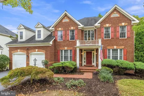 3811 Bell Manor Ct, Falls Church, VA 22041