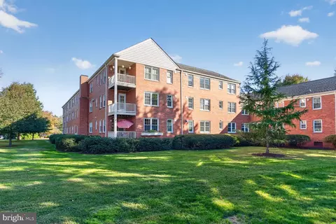 1306 Belle View Blvd #A2, Alexandria, VA 22307