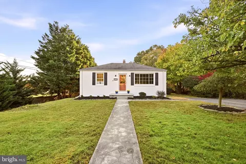 3423 Ayers Dr, Alexandria, VA 22309